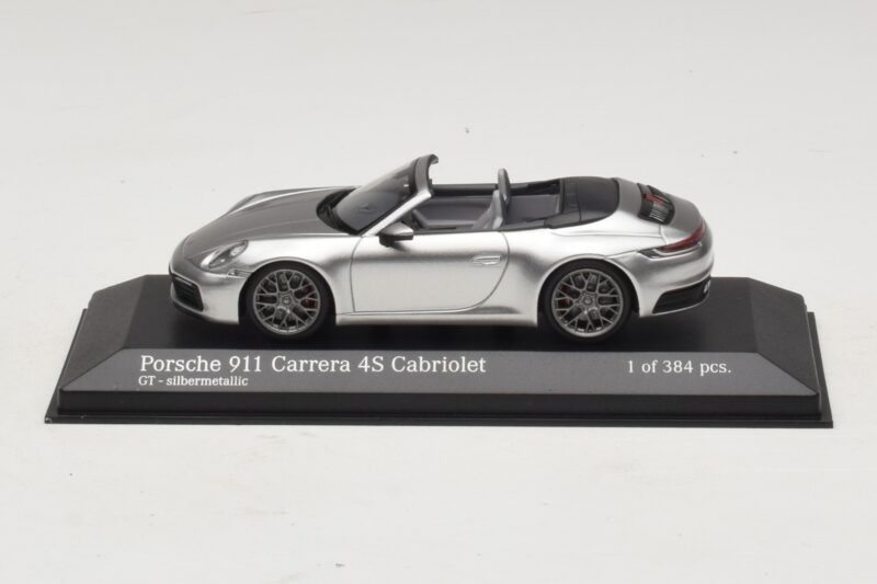 Porsche 911 992 Carrera 4S Cabriolet Silver Minichamps 1:43 410069330 Diecast