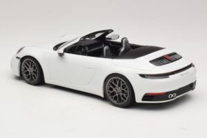Porsche 911 992 Carrera 4S Cabriolet White Minichamps 1:18 155067330 Diecast - image 5 of 6