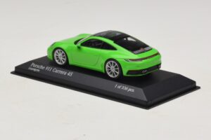 Porsche 911 992 Carrera 4S Green Minichamps 1:43 410069322 Diecast - image 3 of 5