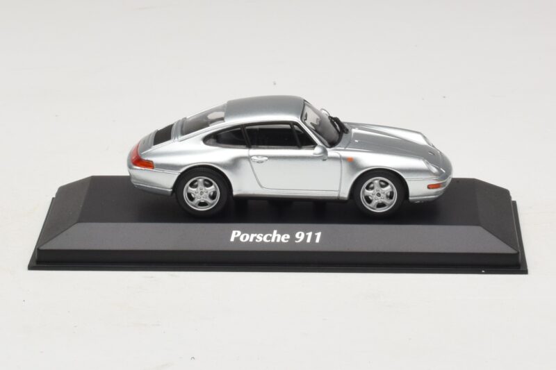 Porsche 911 993 Silver Maxichamps 1:43 940063001 Diecast