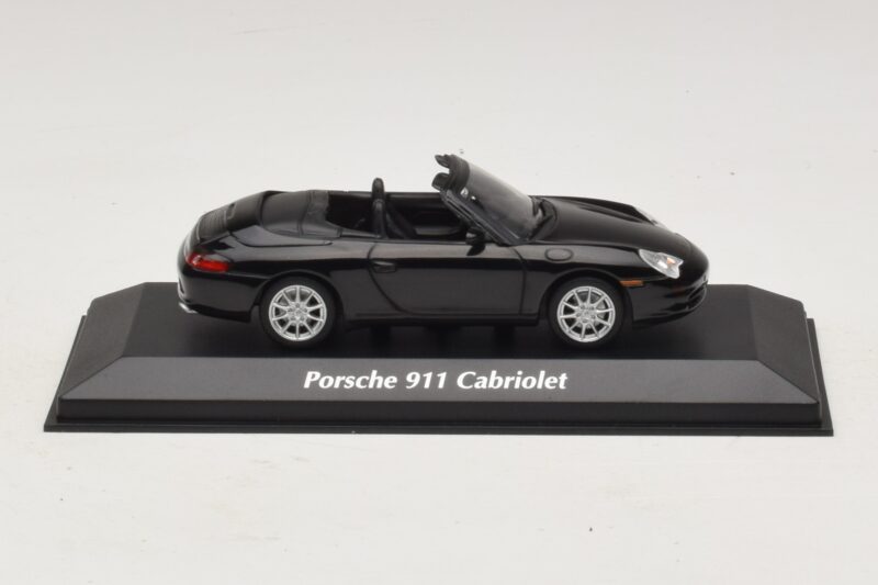 Porsche 911 996 Cabriolet Black Metallic Maxichamps 1:43 Porsche 911 996 Cabriolet Black Metallic Maxichamps 1:43 940061030 Diecast