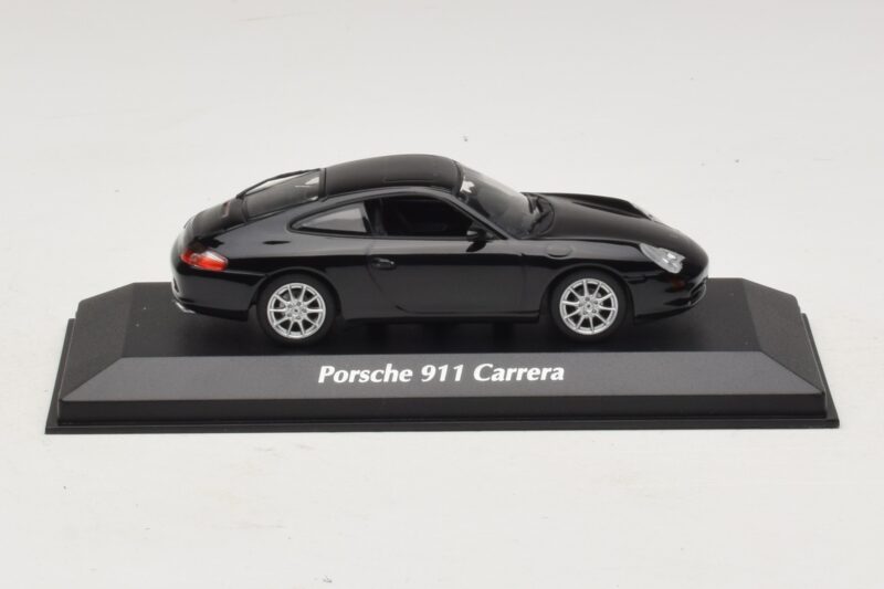 Porsche 911 996 Carrera Black Maxichamps 1:43 940061020 Diecast