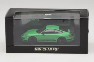 Porsche 911 997 GT3 RS Green Minichamps 1:43 403066011 Diecast - image 5 of 5