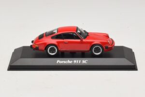 Porsche 911 SC Red Maxichamps 1:43 940062021 Diecast