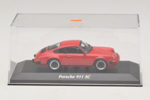 Porsche 911 SC Red Maxichamps 1:43 940062021 Diecast - image 4 of 5
