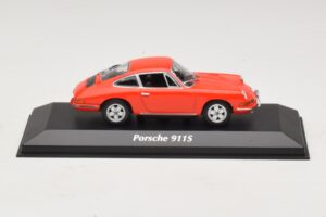 Porsche 911S Orange Maxichamps 1:43 940067120 Diecast