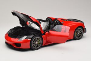 Porsche 918 Spyder Weissach Package Guards Red AUTOart 1:12 12122 Diecast - image 2 of 8