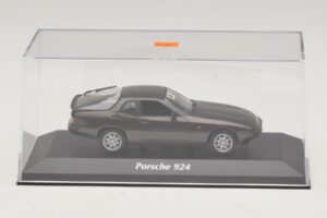 Porsche 924 Brown Metallic Maxichamps 1:43 940062121 Diecast - image 4 of 5
