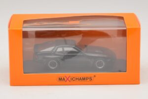 Porsche 924 GT Black Maxichamps 1:43 940066124 Diecast - image 5 of 5