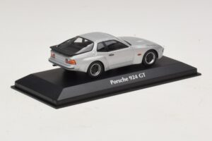 Porsche 924 GT Silver Maxichamps 1:43 940066122 Diecast - image 2 of 5