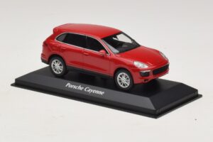 Porsche Cayenne 958 Red Maxichamps 1:43 940063200 Diecast - image 3 of 5