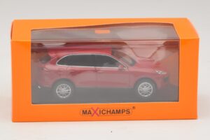Porsche Cayenne 958 Red Maxichamps 1:43 940063200 Diecast - image 5 of 5