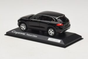 Porsche Cayenne 9PA Platinum Edition Black Minichamps 1:43 WAP0200160E Diecast - image 3 of 5