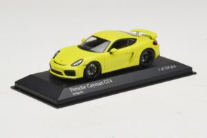 Porsche Cayman GT4 981 Green Minichamps 1:43 410066122 Diecast - image 2 of 5