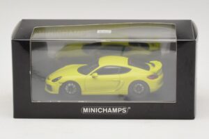 Porsche Cayman GT4 981 Green Minichamps 1:43 410066122 Diecast - image 5 of 5