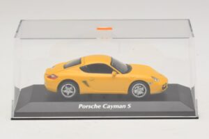 Porsche Cayman S 987 Yellow Maxichamps 1:43 940065620 Diecast - image 4 of 5