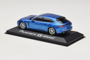 Porsche Panamera 971 4S Diesel Blue Metallic Minichamps 1:43 WAP0207600H Diecast - image 3 of 5