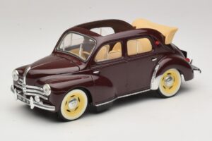 Renault 4CV Maroon Solido 1:18 8048 Diecast