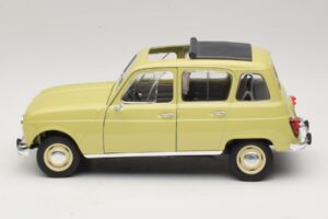 Renault 4L Yellow Solido 1:18 8062 Diecast - image 3 of 7