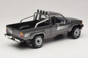 Toyota Hilux N50 Xtra Cab 4x4 Grey Metallic KK-Scale 1:18 KKDC181563 Diecast - image 2 of 6