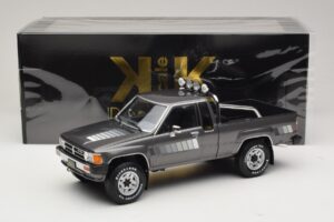 Toyota Hilux N50 Xtra Cab 4x4 Grey Metallic KK-Scale 1:18 KKDC181563 Diecast - image 6 of 6