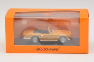 Triumph TR6 Orange Maxichamps 1:43 940132571 Diecast - image 5 of 5