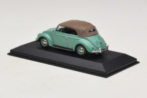 Volkswagen 1200 Cabriolet Soft Top Green Minichamps 1:43 430052042 Diecast - image 3 of 5