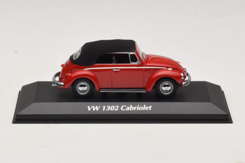 Volkswagen 1302 Cabriolet Red Maxichamps 1:43 Volkswagen 1302 Cabriolet Red Maxichamps 1:43 940055031 Diecast
