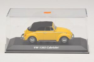 Volkswagen 1302 Cabriolet Yellow Maxichamps 1:43 940055030 Diecast - image 4 of 5