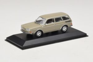 Volkswagen 411 LE Variant Savanna Beige Minichamps 1:43 400051114 Diecast - image 2 of 5