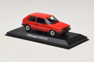 Volkswagen Golf GTI Mk2 Red Maxichamps 1:43 940054121 Diecast - image 3 of 5