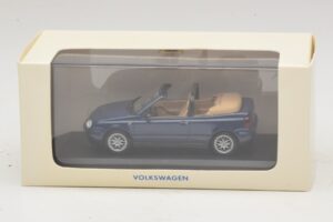 Volkswagen Golf Mk4 Cabriolet Blue Dealer Edition Minichamps 1:43 GOLF005 Diecast - image 5 of 5