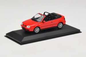 Volkswagen Golf Mk4 Cabriolet Red Dealer Edition Minichamps 1:43 GOLF006 Diecast - image 2 of 5