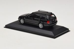 Volkswagen Golf Mk4 Variant Sport Highline BBS Edition Black Replacement Box Minichamps 1:43 GOLF008-R1 Diecast - image 3 of 5