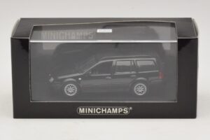 Volkswagen Golf Mk4 Variant Sport Highline BBS Edition Black Replacement Box Minichamps 1:43 GOLF008-R1 Diecast - image 5 of 5