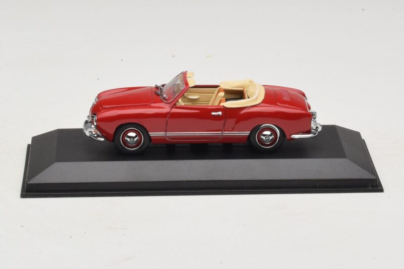 Volkswagen Karmann Ghia Cabriolet Dark Red Minichamps 1:43 5032 Diecast
