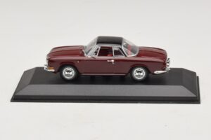 Volkswagen Karmann Ghia Red With Black Roof Minichamps 1:43 GHIA002 Diecast