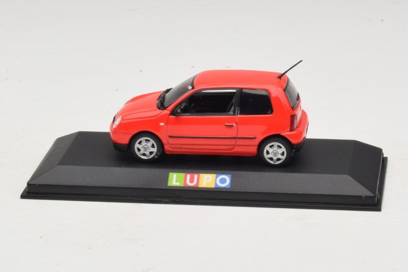 Volkswagen Lupo Tornado Red Minichamps 1:43 Volkswagen Lupo Tornado Red Minichamps 1:43 430058105 Diecast