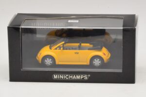 Volkswagen New Beetle Cabriolet Yellow Minichamps 1:43 BEETLE002 Diecast - image 5 of 5