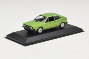 Volkswagen Scirocco Mk1 Green Metallic Replacement Box Maxichamps 1:43 940050420-R1 Diecast - image 2 of 5