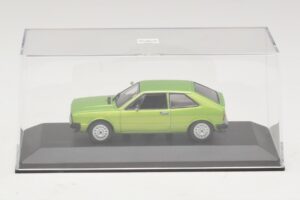 Volkswagen Scirocco Mk1 Green Metallic Replacement Box Maxichamps 1:43 940050420-R1 Diecast - image 4 of 5