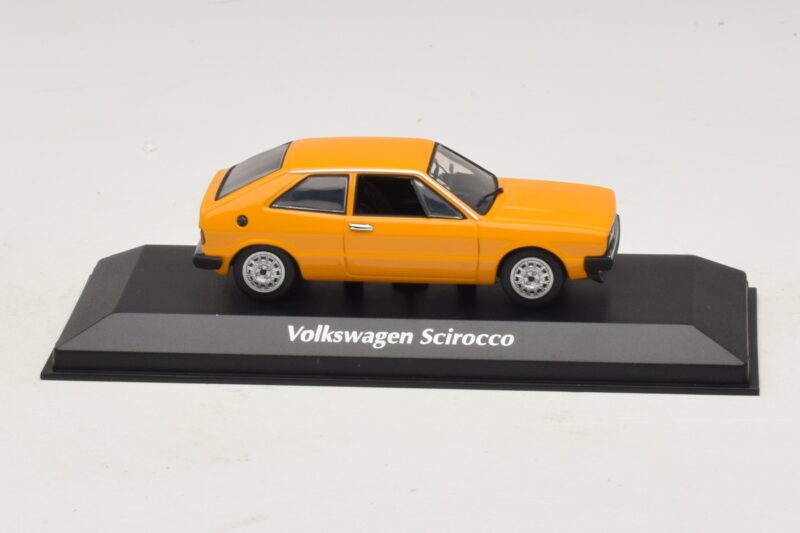 Volkswagen Scirocco Mk1 Yellow Maxichamps 1:43 Volkswagen Scirocco Mk1 Yellow Maxichamps 1:43 940050424 Diecast
