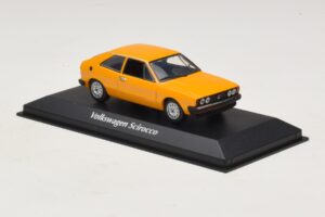 Volkswagen Scirocco Mk1 Yellow Maxichamps 1:43 940050424 Diecast - image 3 of 5
