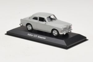 Volvo 121 Amazon Grey Maxichamps 1:43 940171000 Diecast - image 3 of 5