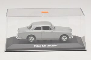 Volvo 121 Amazon Grey Maxichamps 1:43 940171000 Diecast - image 4 of 5