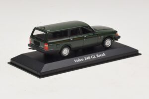 Volvo 240 GL Estate Dark Green Maxichamps 1:43 940171411 Diecast - image 2 of 5