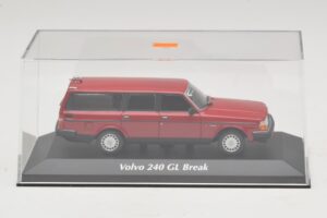 Volvo 240 GL Estate Red Maxichamps 1:43 940171410 Diecast - image 5 of 5
