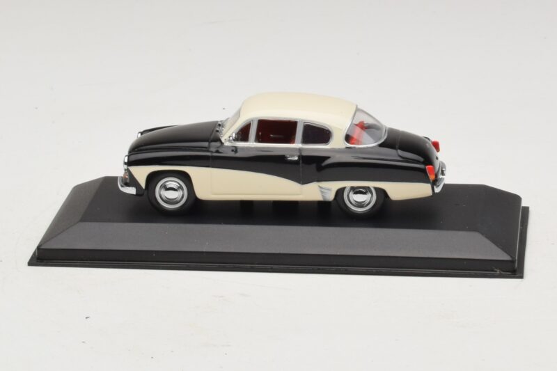 Wartburg A311 Dark Blue White Minichamps 1:43 Wartburg A311 Dark Blue White Minichamps 1:43 WARBURG001 Diecast